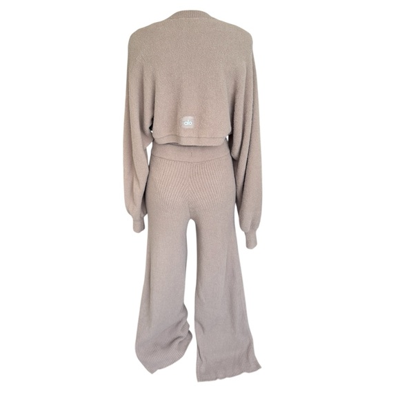 Alo Yoga Snuggle Up Sweater Shawl & Top & High-Waist Pant Mushroom Small - Picture 10 of 13